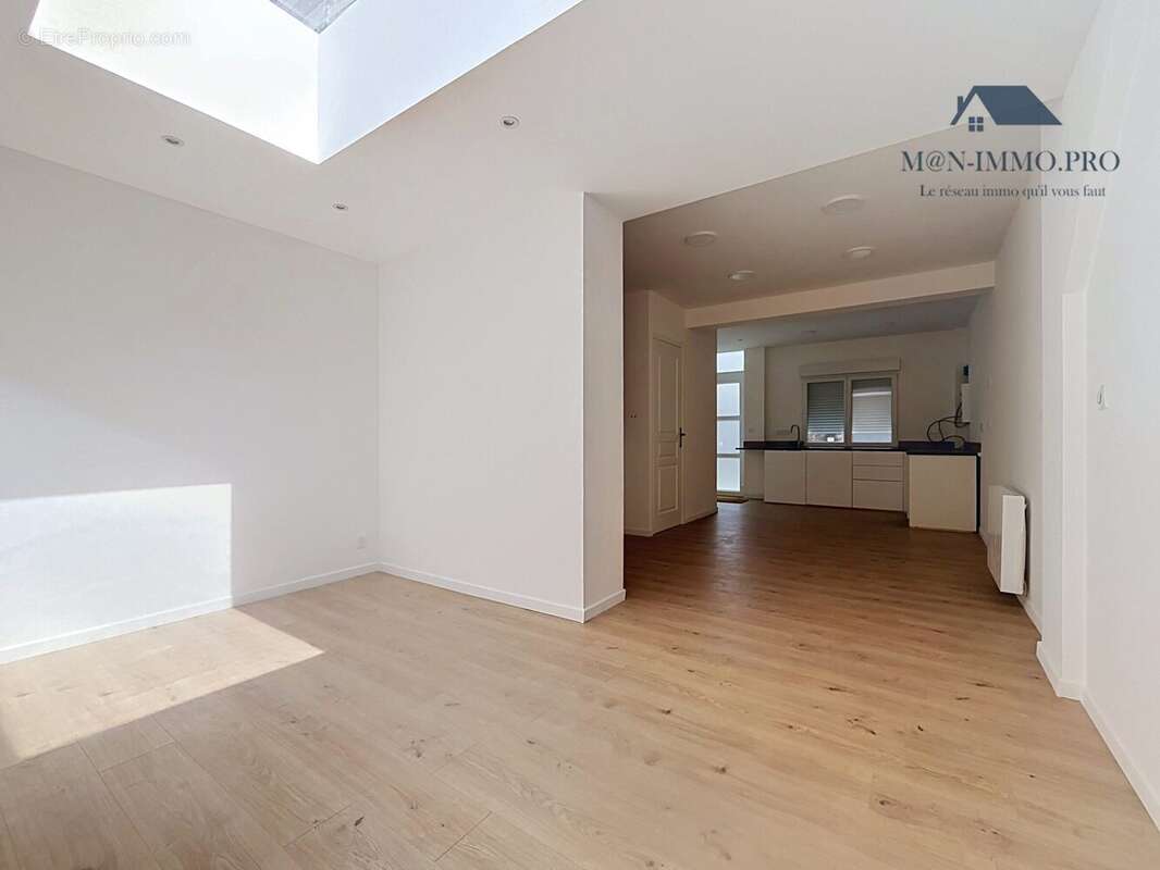 Maison 80 m² à Armentieres  - photo 4