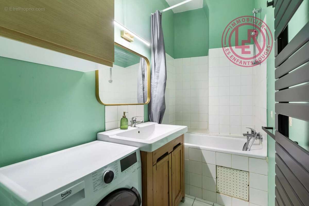 Appartement à PARIS-11E