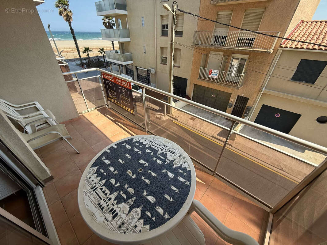 Appartement 2 pièces avec terrasse en front de mer au port. - photo 12