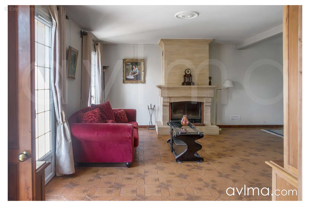 Maison à FEUCHEROLLES