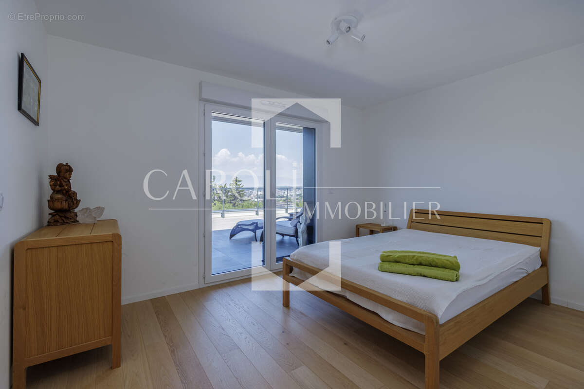 Appartement à VETRAZ-MONTHOUX