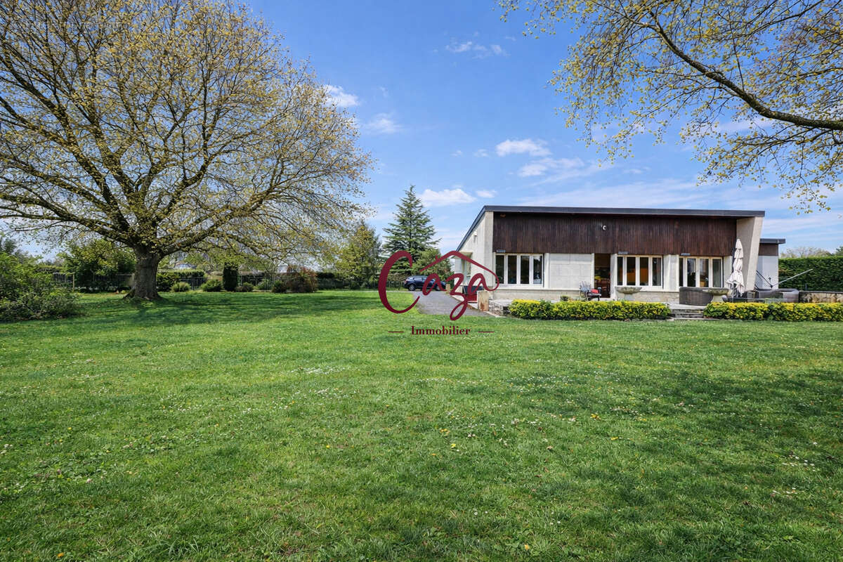 Maison à FARGUES-SAINT-HILAIRE