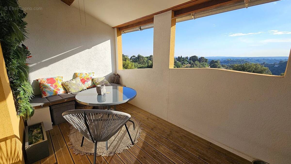 Appartement à LA GAUDE