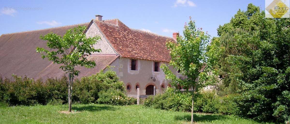 Maison à NEONS-SUR-CREUSE