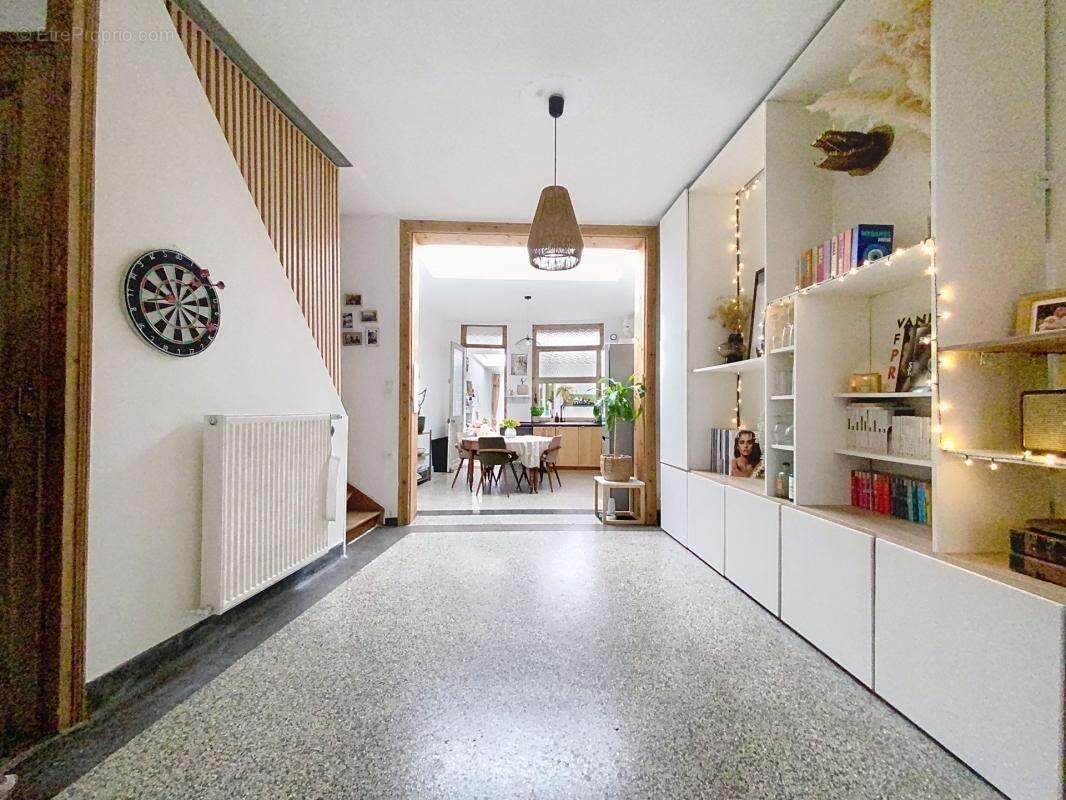 Maison à HOUPLINES
