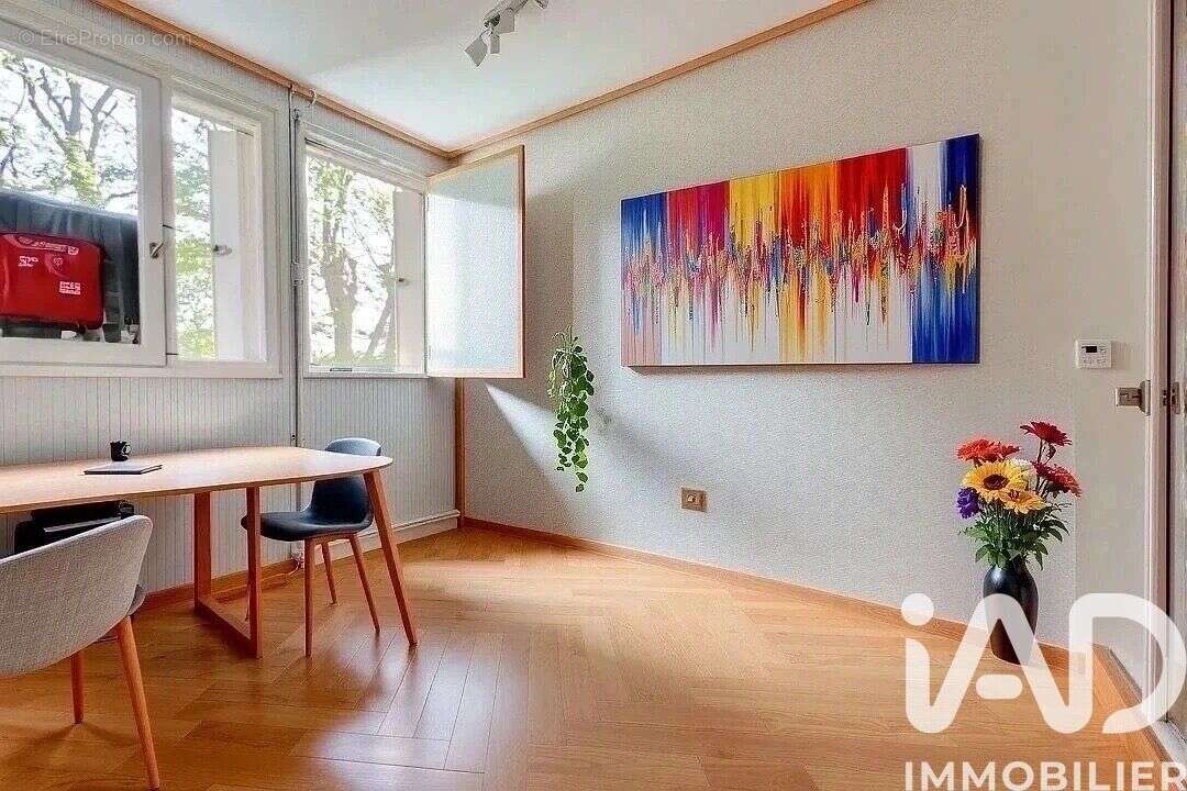 Photo 9 - Appartement à VERNEUIL-SUR-SEINE