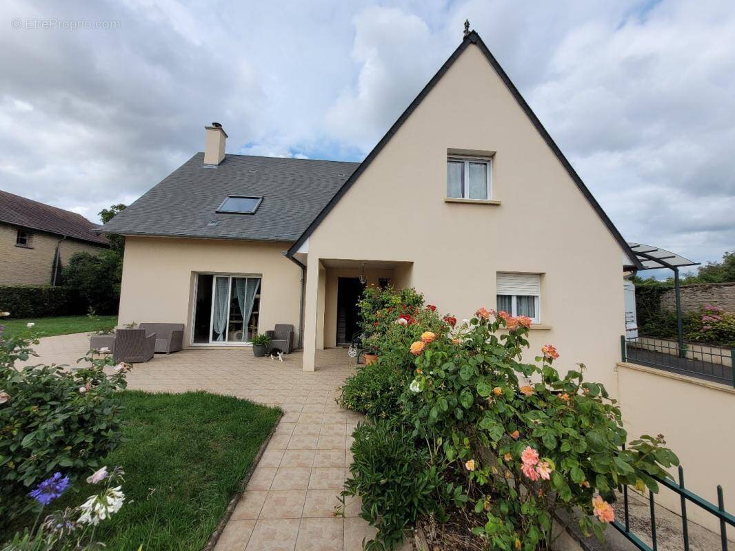 Maison à CUVERVILLE