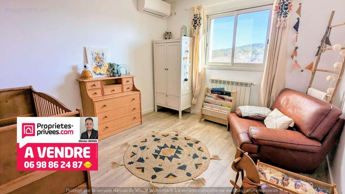 Lumineuse VILLA 150 m² avec piscine - photo 10