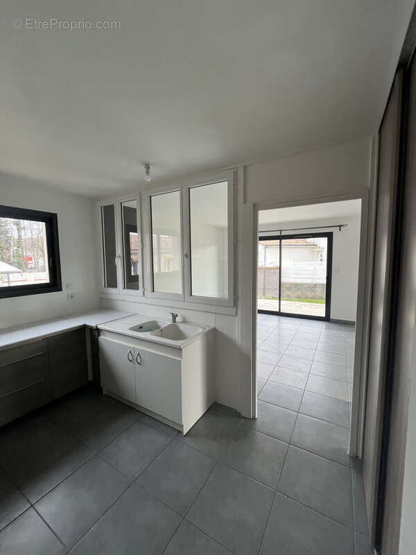 Maison à SAINT-JEAN-DE-VERGES