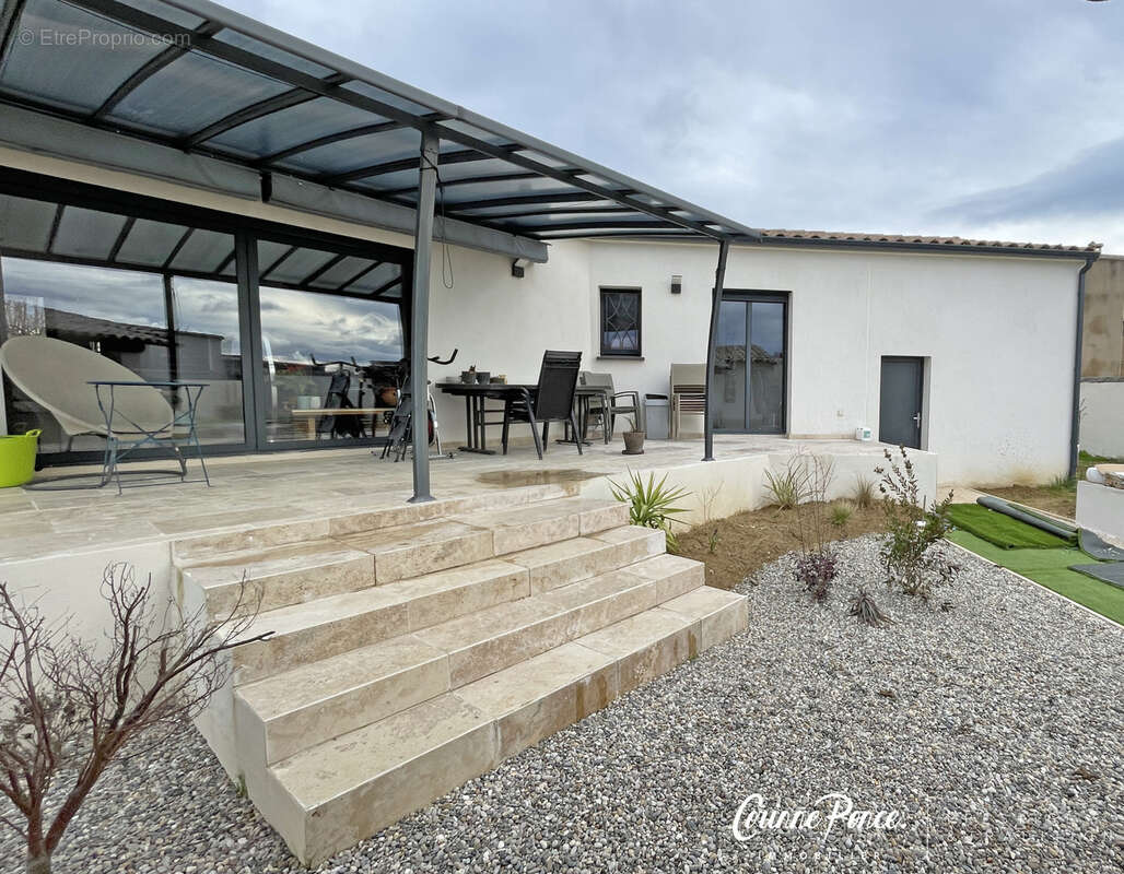 Maison à MOUSSAC