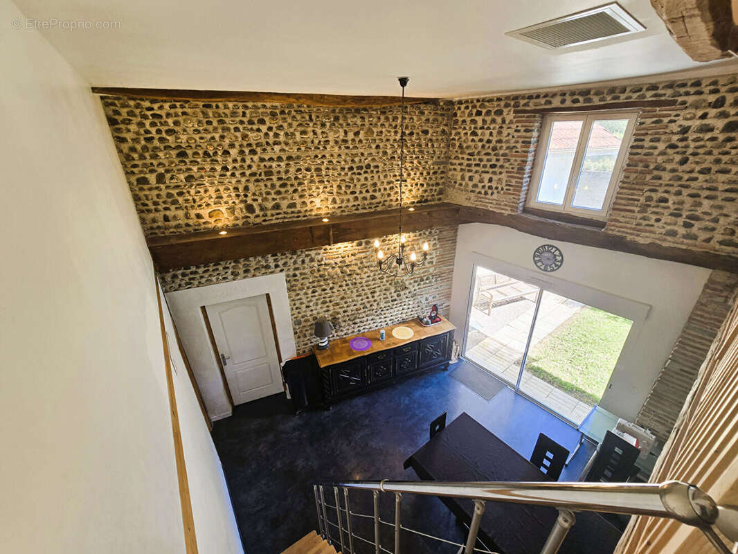 Maison à UZAN