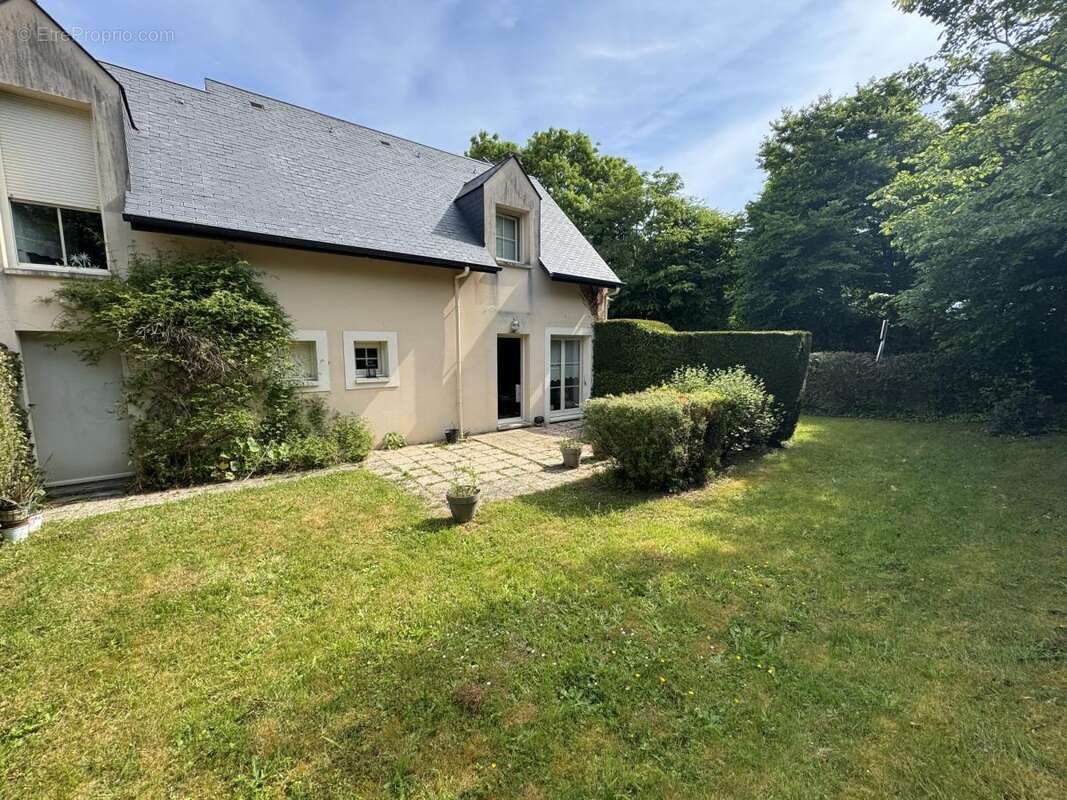 Maison 86 m² à Pont-L'eveque  - photo 2