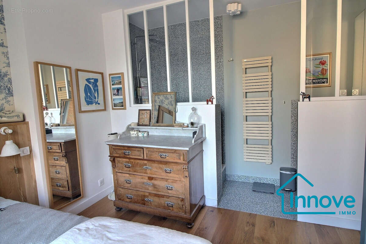 Appartement à VERSAILLES