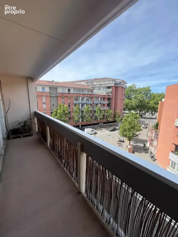 Port Saint-Sauveur   Appartement traversant de 90 m2 avec balcon, garage et vue dégagée - photo 5