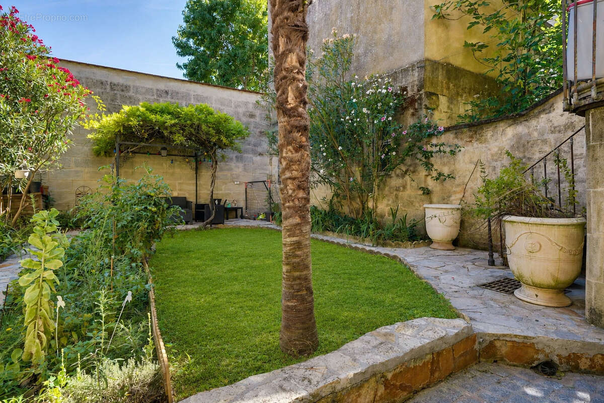 Maison à BORDEAUX