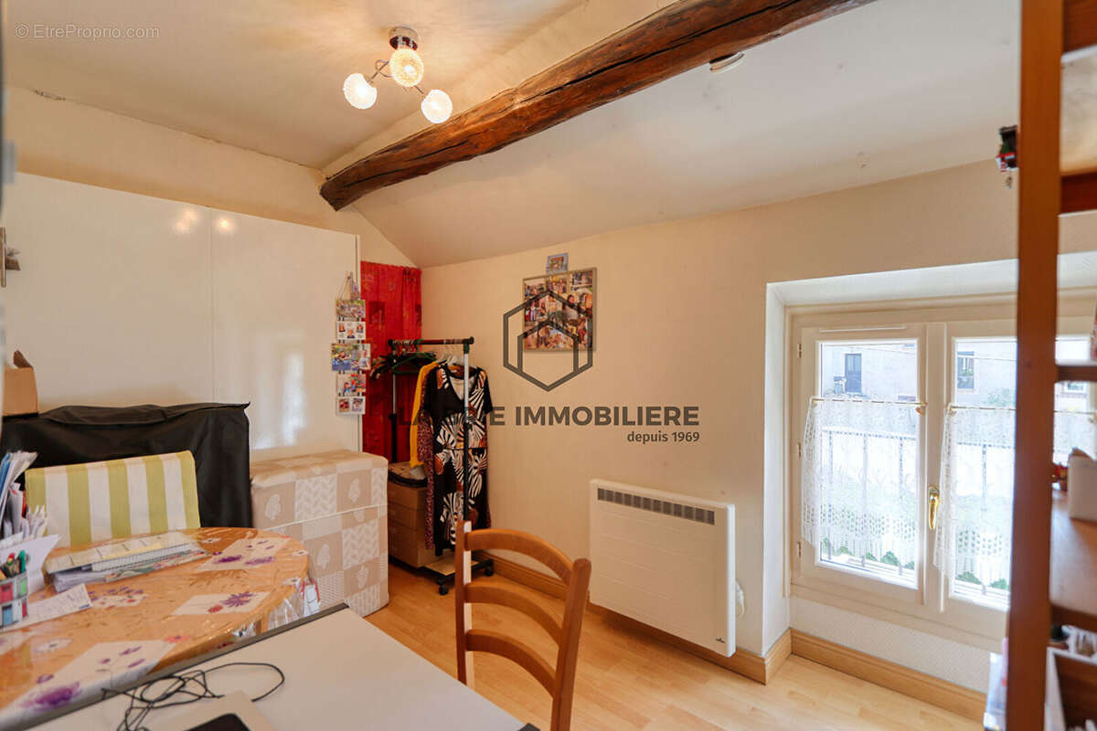 Maison à VILLECRESNES