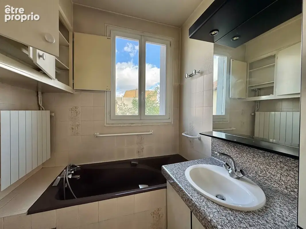 Asnières duplex  de 145 m² au sol à moderniser - photo 5