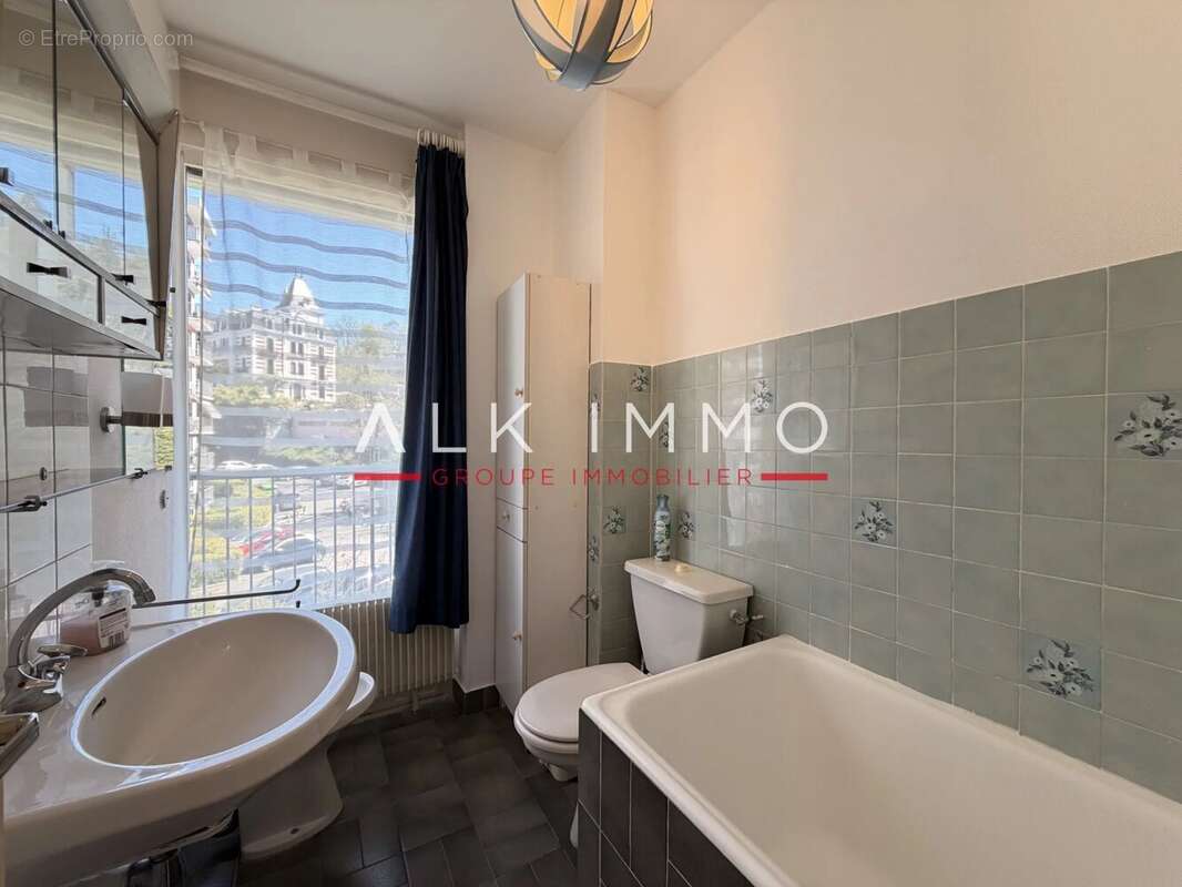 Appartement à AIX-LES-BAINS