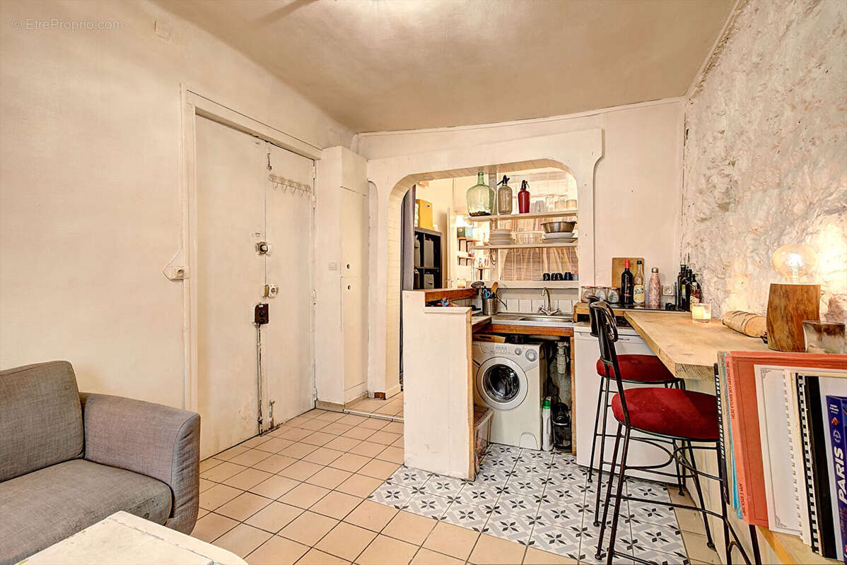Appartement à PARIS-18E