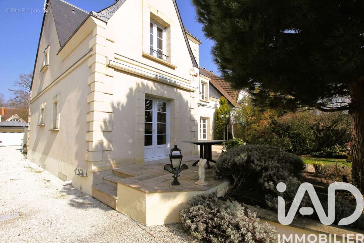 Photo 2 - Maison à VILLECRESNES