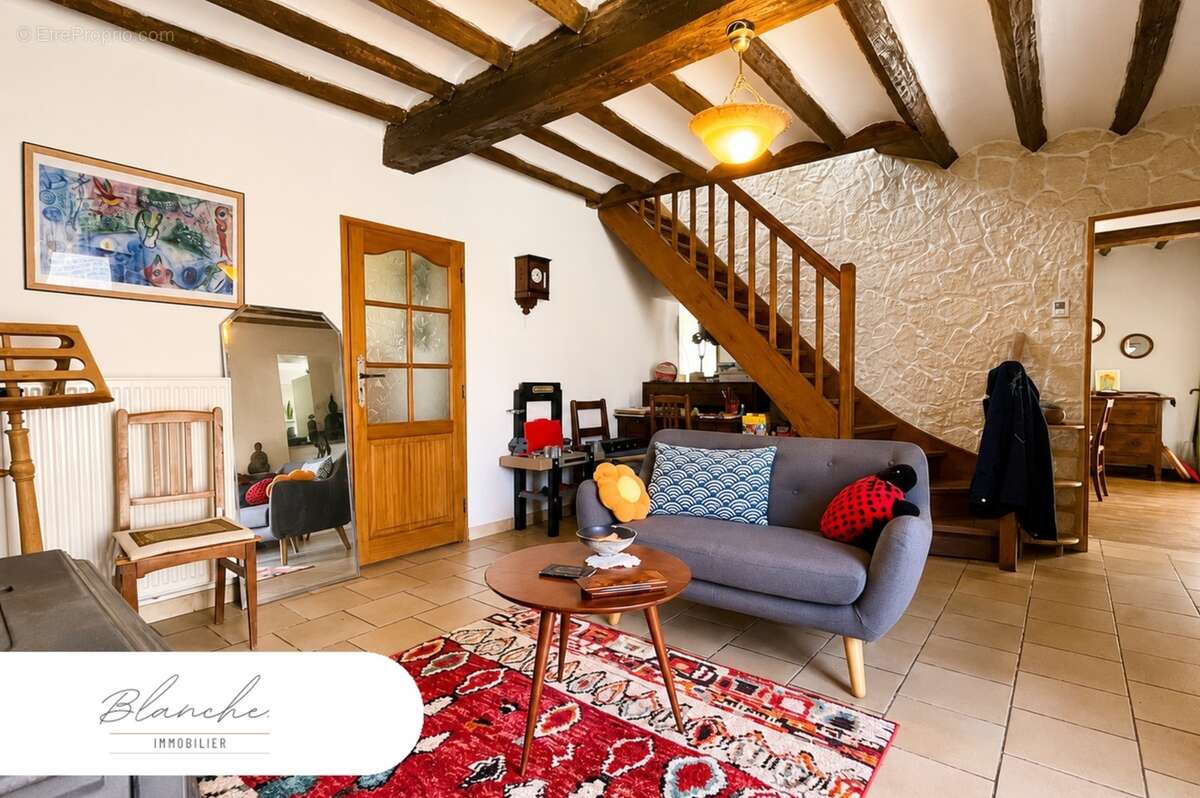 Maison à vendre 4 pièces RUMEGIES (59) - photo 6