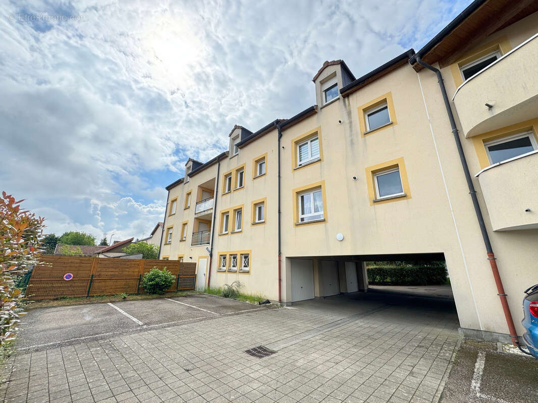 Appartement à SAINTE-MARIE-AUX-CHENES