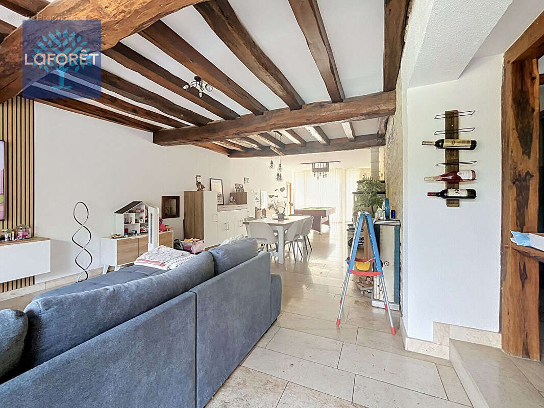 Maison à Sarcicourt - photo 7