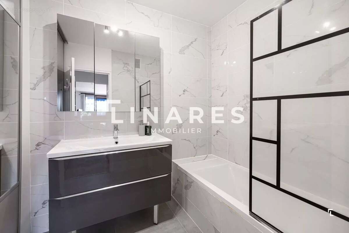 Appartement à MARSEILLE-9E