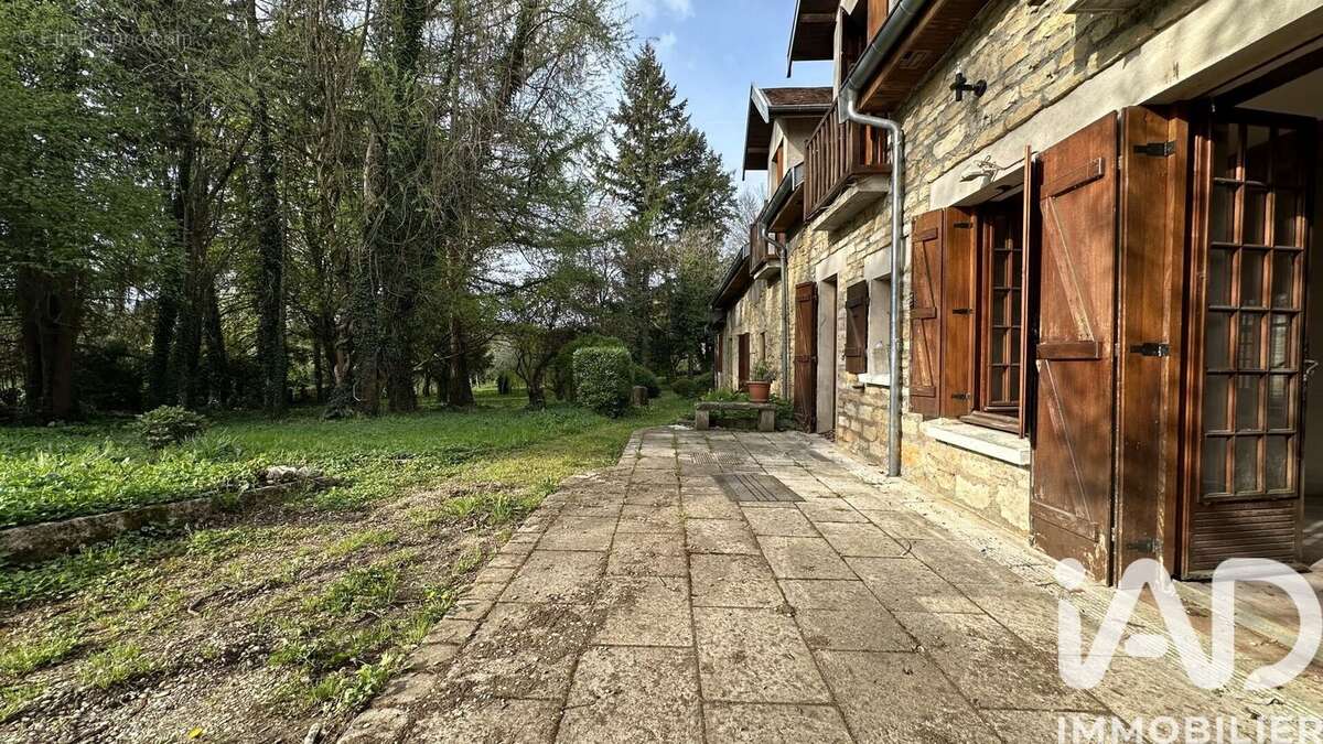 Photo 2 - Appartement à ECOLE-VALENTIN