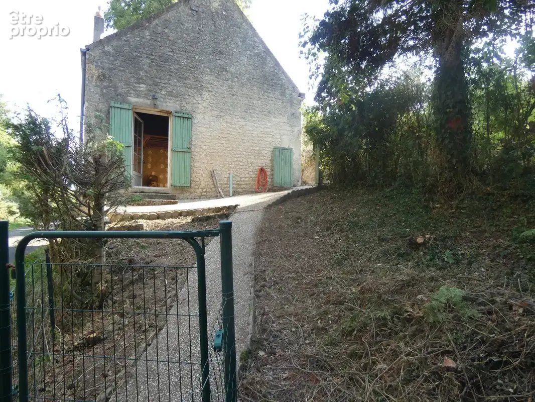 proche de ARGENTAN (61) propriété de 9078 m² de terrain - photo 6