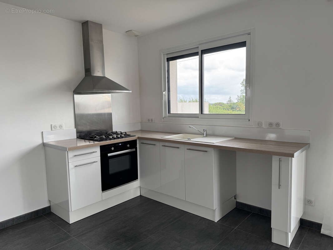 Maison de plain-pied 2018 à vendre à NIORT secteur Paul Guérin   3 chambres + garage - photo 15
