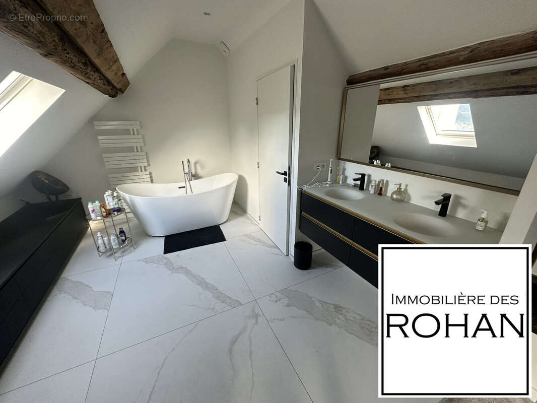 Maison à VEYRIER-DU-LAC