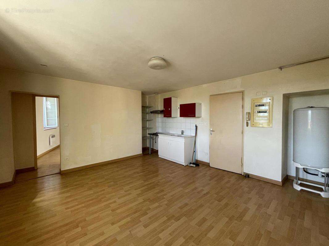 Appartement à TREBES