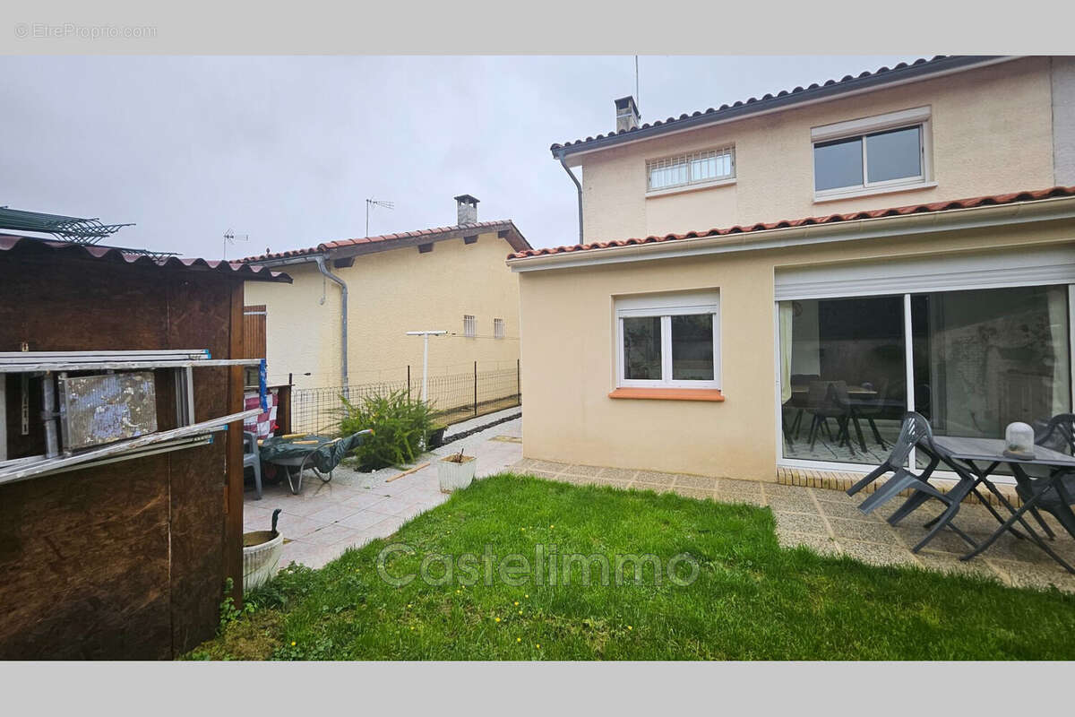 Maison à CASTELSARRASIN