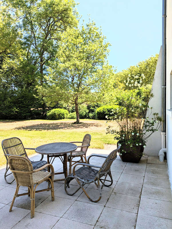 Belle Villa Atypique dans son parc Arboré, piscine chauffée 10x5 + Terrain constructible avec verger - photo 28