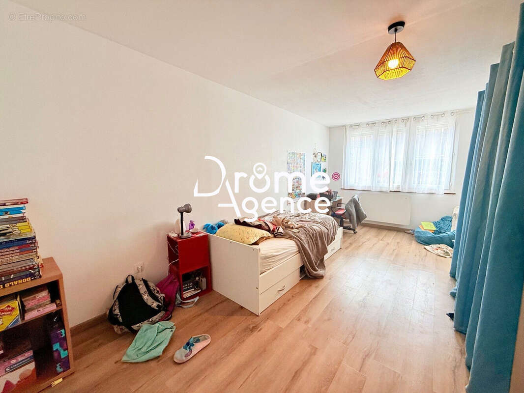 Maison 127 m² à Saint-Marcel-Les-Valence  - photo 7