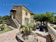 Maison à LA GARDE-ADHEMAR