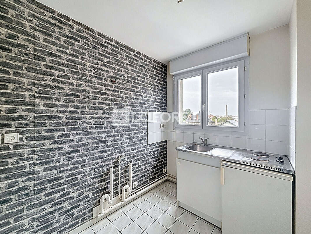 Appartement à FLEURY-LES-AUBRAIS