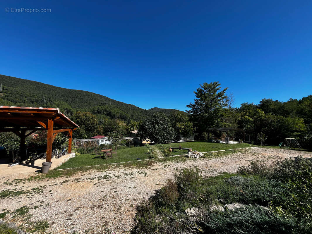 Maison à LE MARTINET