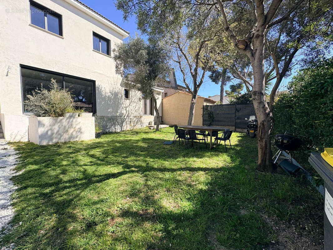 Maison à SAUSSET-LES-PINS