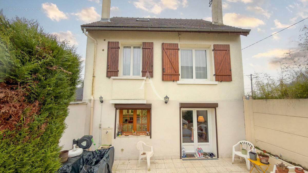 Maison à CROSNE