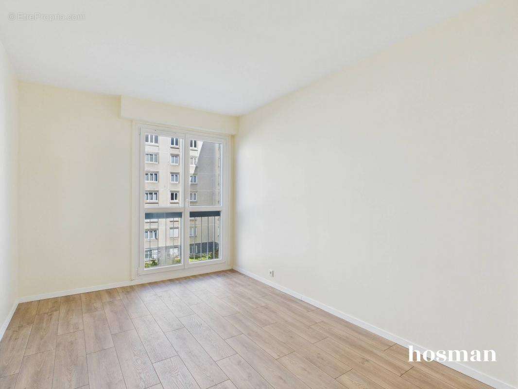 Appartement à PARIS-19E