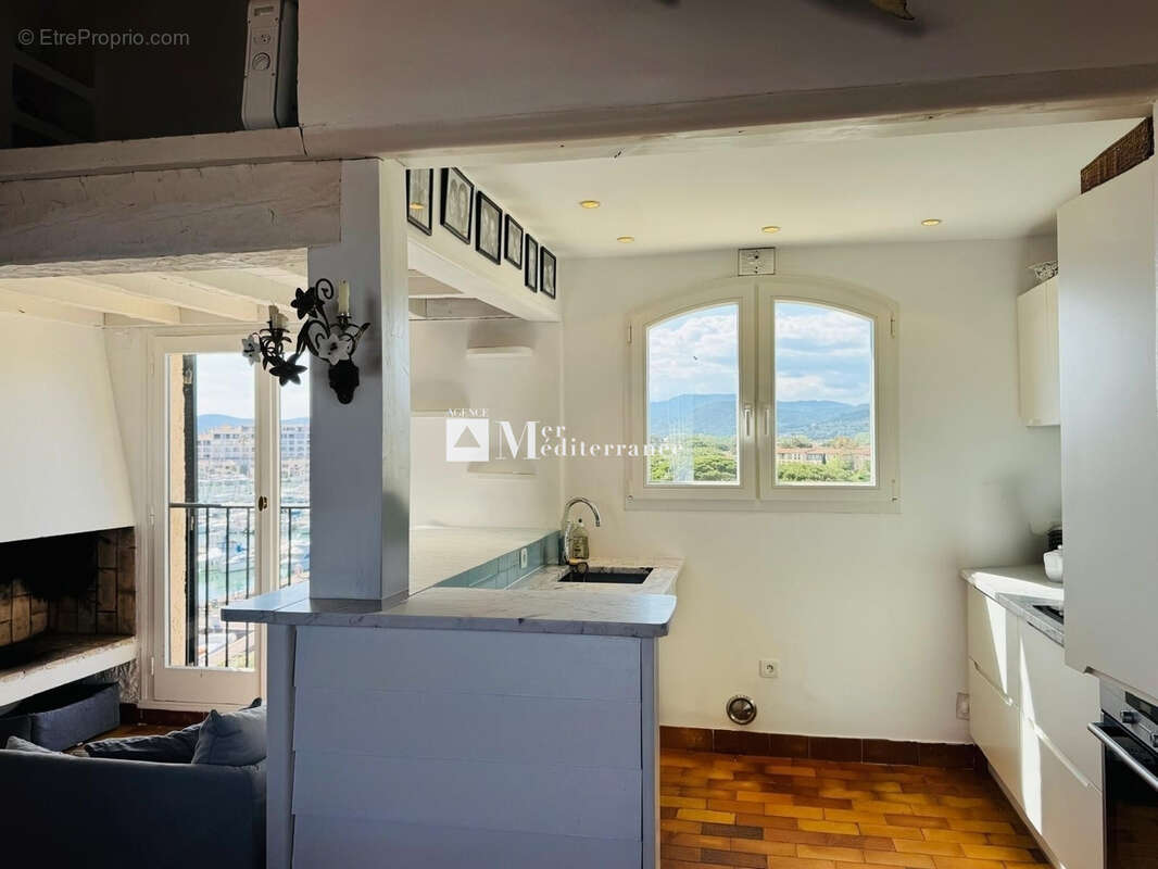 Appartement à COGOLIN
