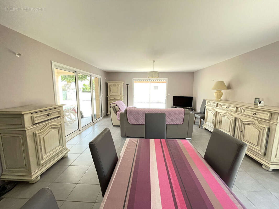 Maison à MONSEMPRON-LIBOS
