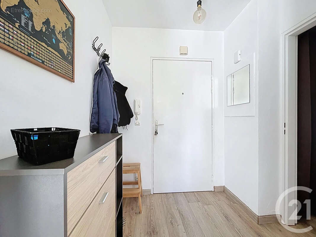 Appartement à MOISSY-CRAMAYEL