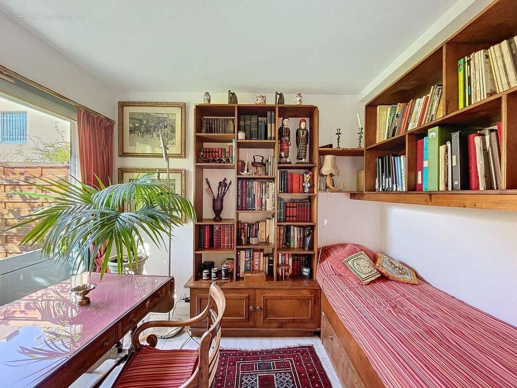 Appartement à MANDELIEU-LA-NAPOULE