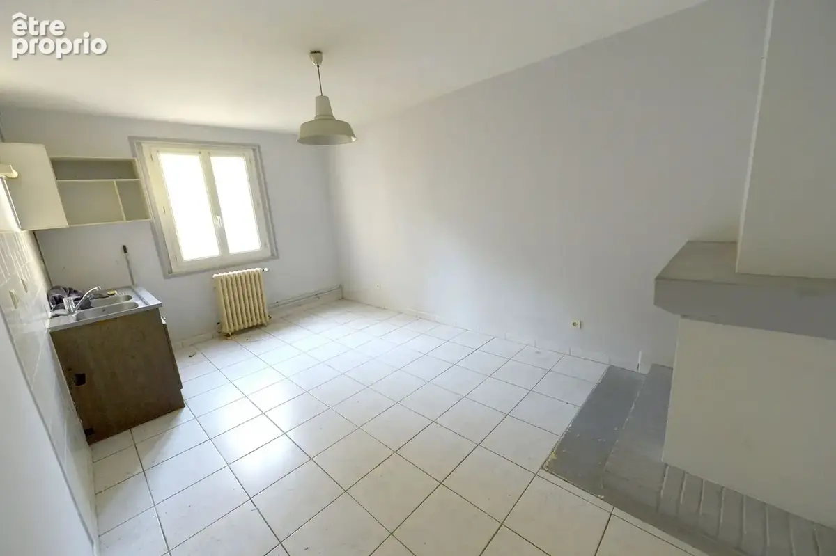 Appartement 69 m² à Saint-Georges-De-Didonne  - photo 2