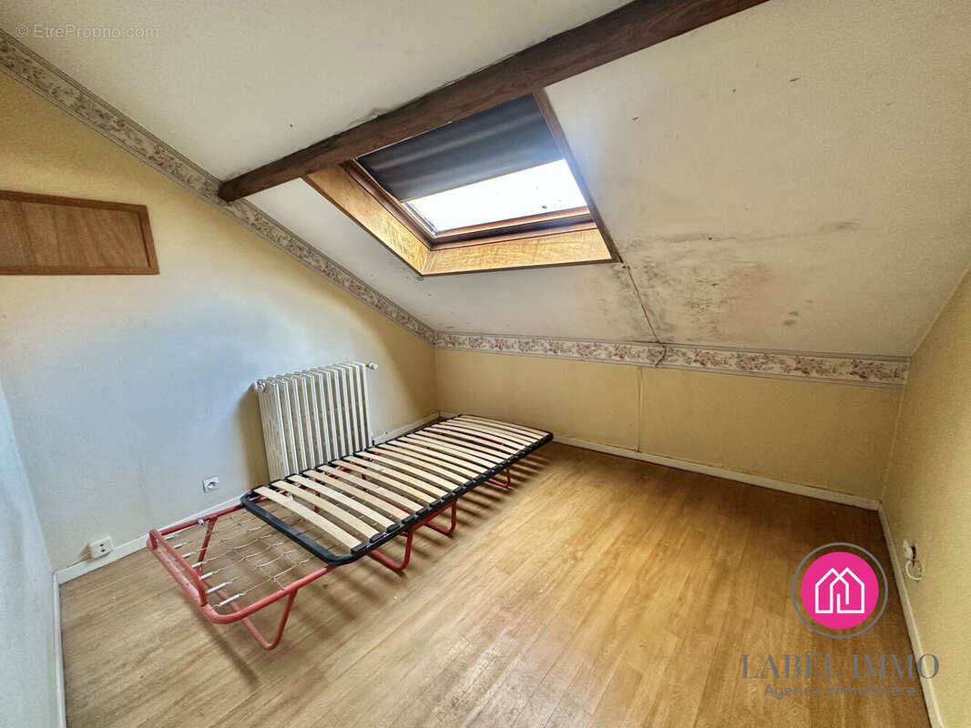 Appartement 261 m² à Valenciennes  - photo 7