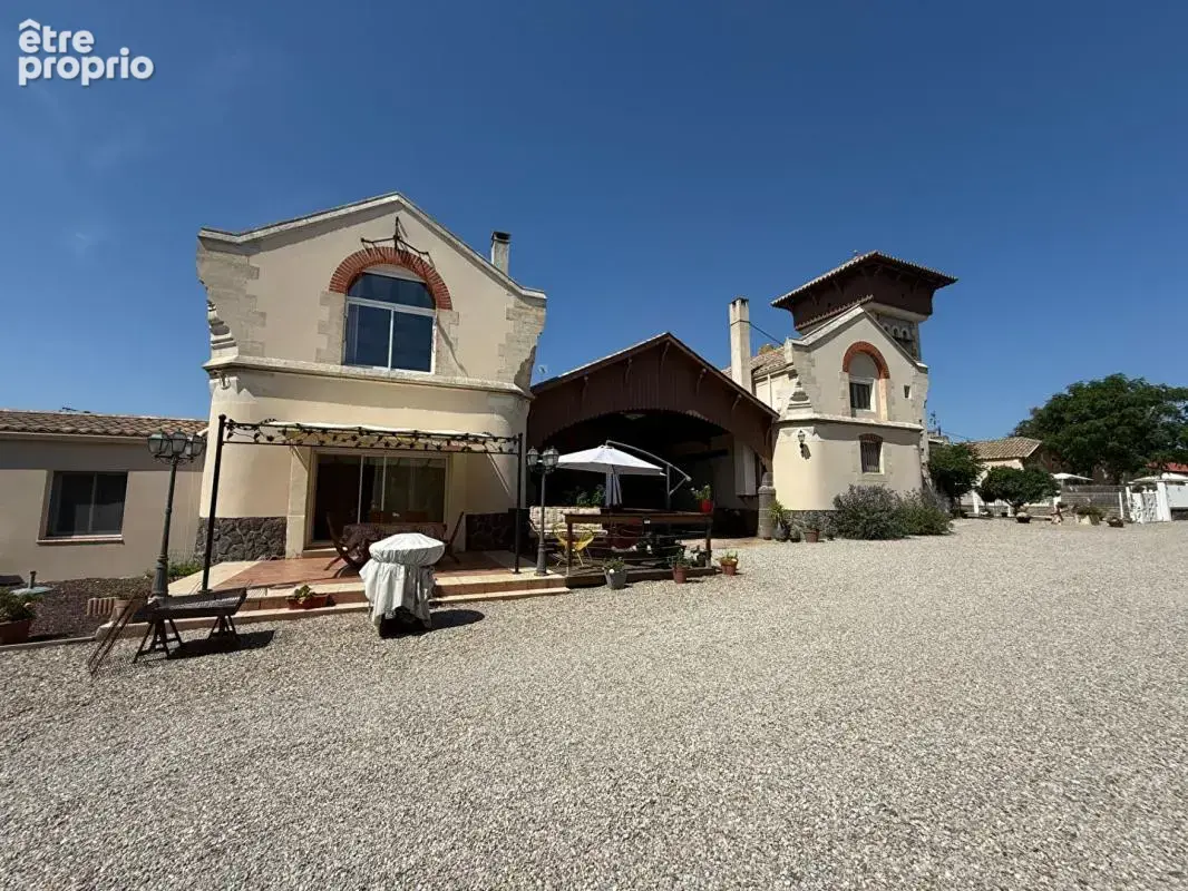 Domaine de caractère avec gîtes, chambres d'hôtes et parc de 1,7 hectare à Vias - photo 3