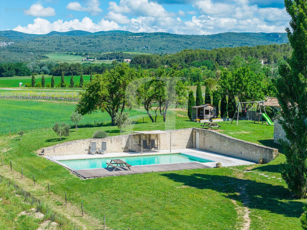 Maison à GORDES